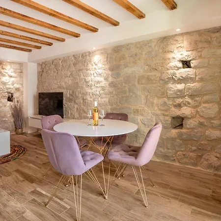 Old Stone House Gp Hébergement de vacances