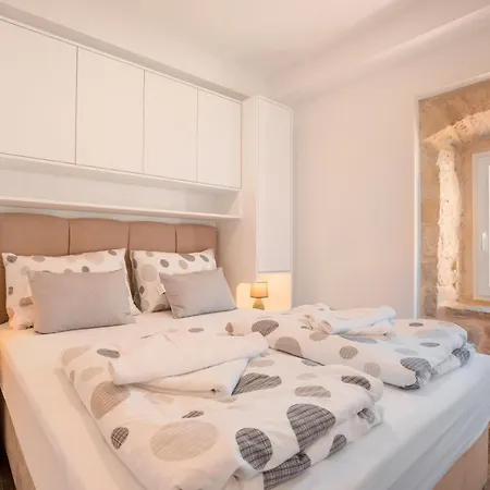 Old Stone House Gp Hébergement de vacances