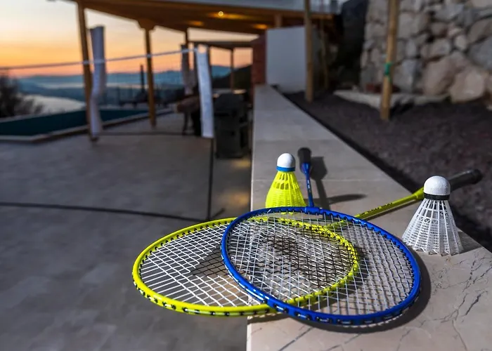 Old Stone House Gp *